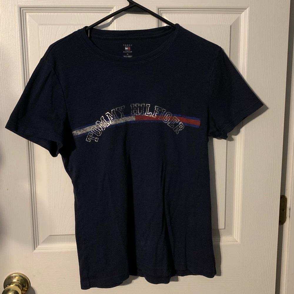 Women’s Tommy Hilfiger Shirt!